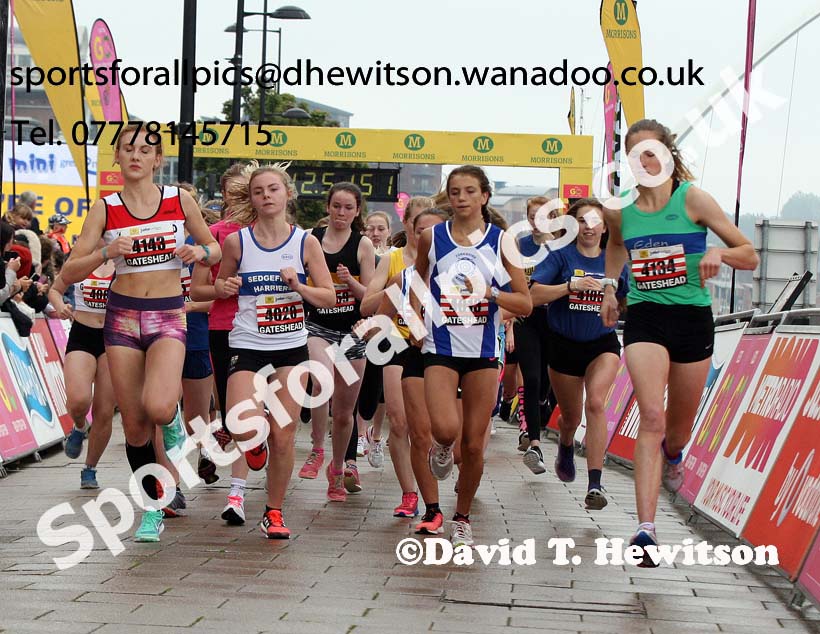 Girls Junior Great North Run. Photo: David T. Hewitson/Sports for All Pics